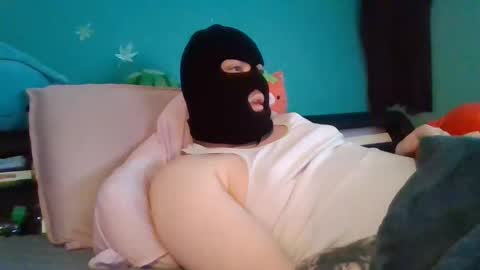 SmokinKronik01 online show from March 12, 10:50 pm