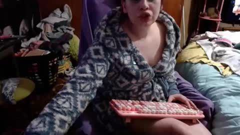 DIAN dee-ann online show from November 23, 11:47 pm