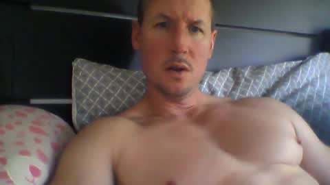 snow_ride69 online show from June 16, 4:33 pm