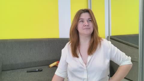 snowflakec online show from November 8, 8:45 pm