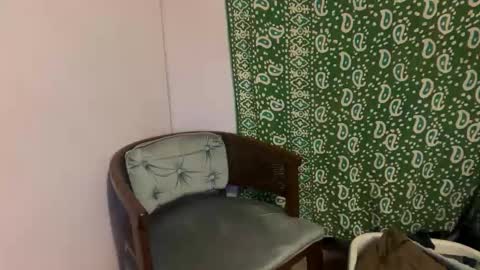 snowtrooper888 online show from March 13, 3:10 am