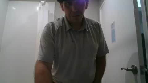 Snapshot of socaloc1337 chatting on October 5, 5:05 am socaloc1337 online show from October 5, 5:05 am