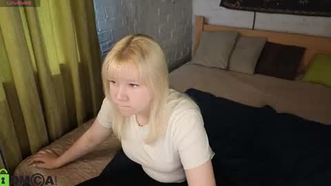 Soffa Mitchell online show from July 14, 1:42 am