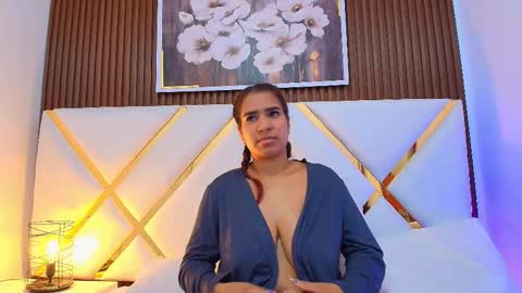 sofi_bigtits online show from November 9, 1:58 pm