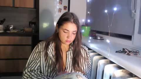 Snapshot of sofi_delightful chatting on September 30, 9:36 pm Sofi online show from September 30, 9:36 pm