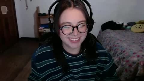 Sofi Lynch online show from February 9, 4:16 am