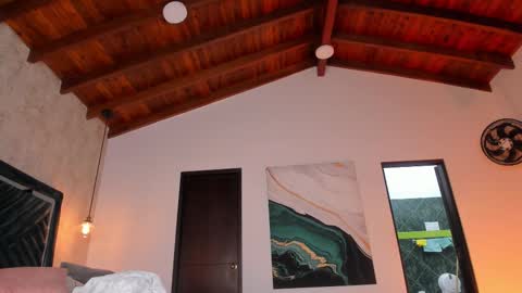 Sofi online show from October 18, 11:36 am