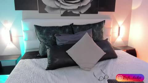 sofi_sp online show from September 20, 1:03 pm