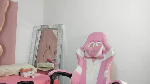 SOFIA online show from February 19, 10:20 pm