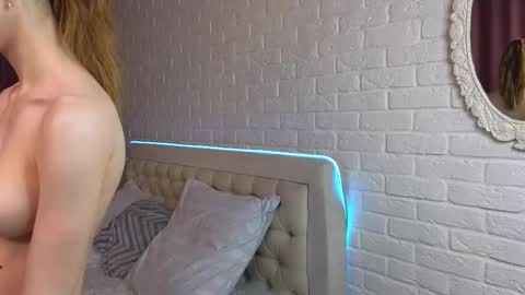 Snapshot of sofia__home chatting on March 6, 8:59 pm Sofia online show from March 6, 8:59 pm