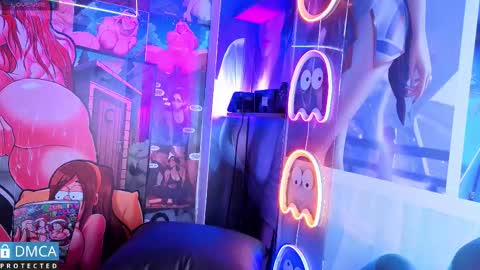 Sofia Sstone online show from December 15, 11:06 am