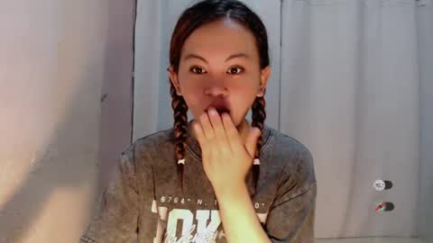 sofia_sweetheart18 online show from July 11, 1:21 am