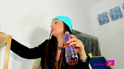 laura online show from March 16, 5:44 am