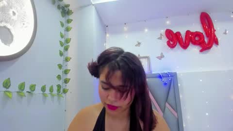 Sofa online show from February 21, 1:14 pm