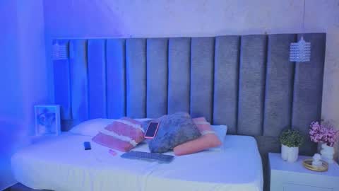 Sofi online show from December 22, 11:39 am