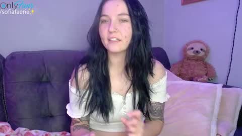 sofiafaerie online show from December 4, 12:24 am