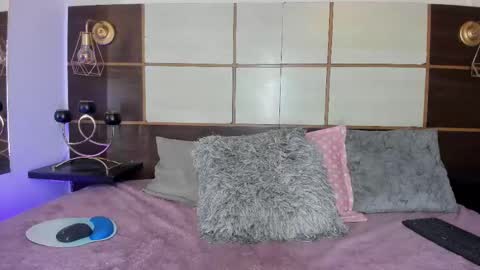 Snapshot of sofiagomez_1 chatting on September 24, 7:42 pm SOFI online show from September 24, 7:42 pm