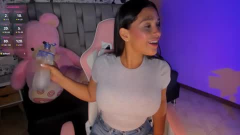 Sofia  online show from December 13, 8:15 pm