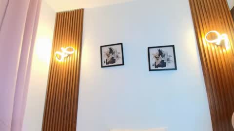   online show from March 11, 10:18 am