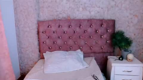 SOFIA online show from March 19, 7:19 pm