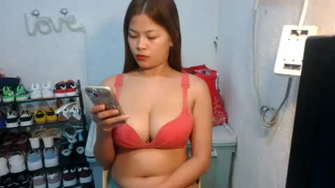 sofie_loorexx online show from July 12, 3:59 pm