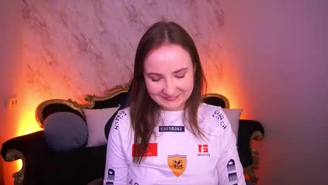 Sofie online show from March 15, 4:32 pm