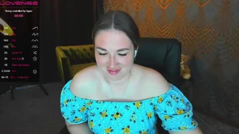 sofii_darling online show from May 5, 5:51 pm