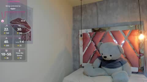   online show from February 2, 4:43 pm