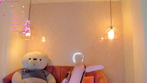   online show from February 21, 9:43 pm