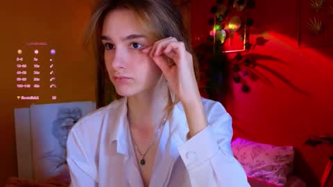 E online show from November 28, 9:38 am