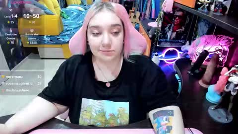 Sofie online show from October 20, 8:30 am