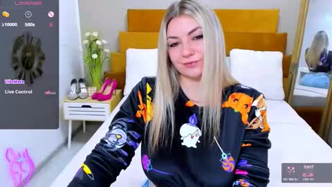 Softpleasurex online show from November 25, 7:51 am