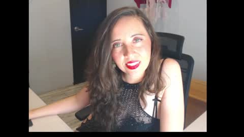 sol_smithh online show from April 1, 1:06 am