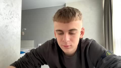 Jett online show from April 18, 9:33 am