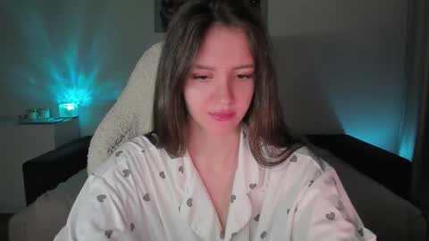 sonia_moon_ online show from September 24, 4:30 am