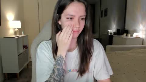 sonia_moon_ online show from October 19, 3:00 am