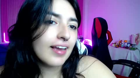 sonic_jess07 online show from May 31, 10:33 pm