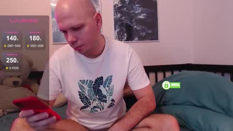 sonyavlad online show from February 3, 6:40 am