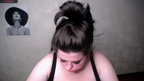 sophia__olsen online show from September 18, 6:28 am