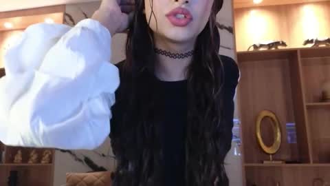 Sophia online show from December 4, 9:47 pm