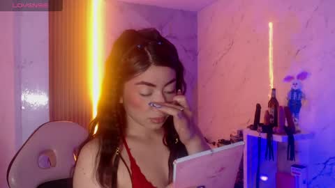 Sophia online show from May 14, 4:32 am