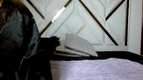 SophiaLee online show from February 14, 1:52 am