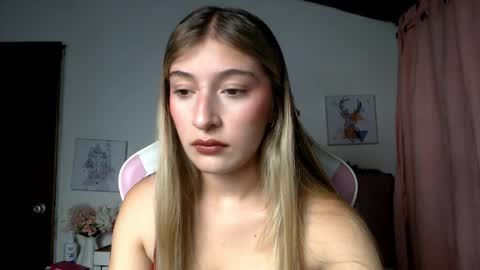 SophiaLee online show from April 22, 11:23 pm