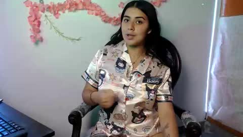 Snapshot of sophiadazza666 chatting on October 24, 10:10 pm sophia online show from October 24, 10:10 pm