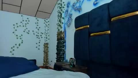 sophiamiller6 online show from March 26, 11:59 am