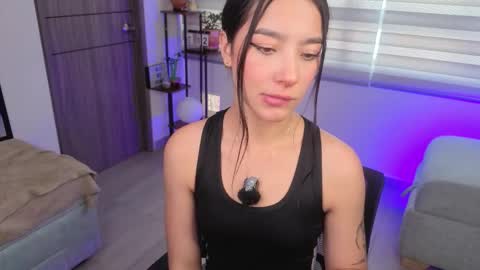 Sophie  online show from February 12, 5:27 pm