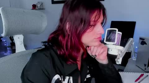 sophie doll online show from April 11, 8:46 pm