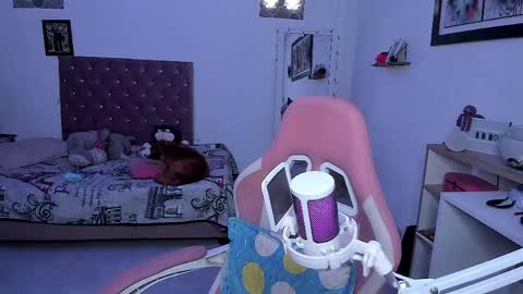 sophie doll online show from April 25, 9:56 pm