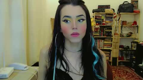 Sophie Fantasys online show from November 30, 1:56 am