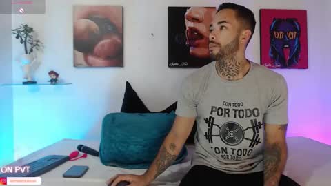 SOPHIE - FOXX online show from December 16, 1:06 pm